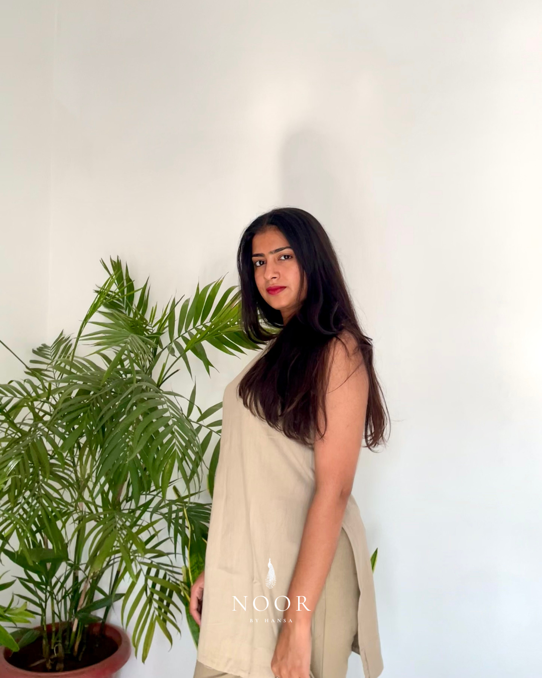 grey cotton linen noor by hansa kurta co-ord set, crafted from a luxe linen-cotton blend that feels as good as it looks. available in five vibrant colours, this playful set is perfect for office wear or a day full of running errands